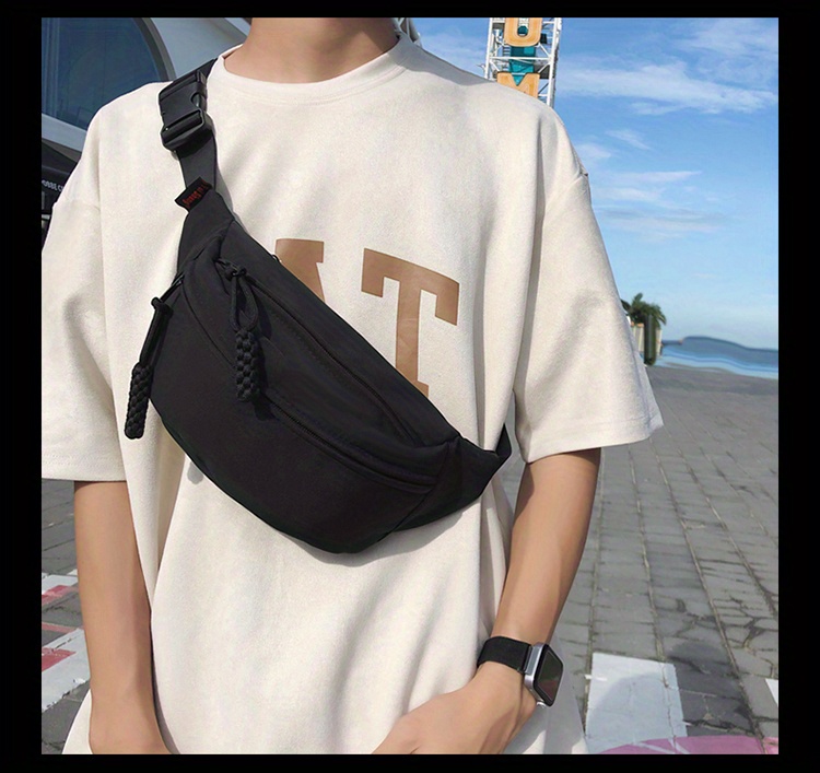 Mens Fashion Blog - Nuova Borsa da Petto per Uomo,