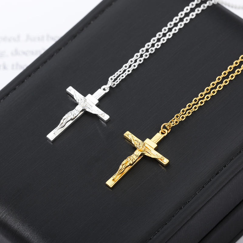 Collana con croce cristiana di - Men'S Fashion Easter recensione e prezzo